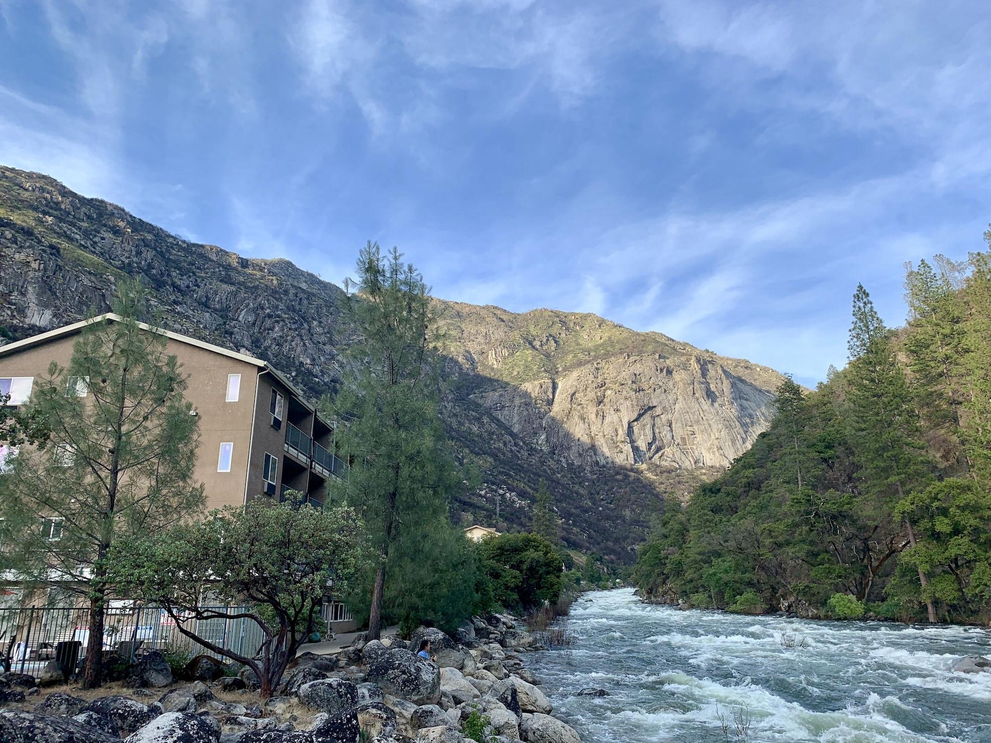 Yosemite View Lodge Эль-Портал Экстерьер фото