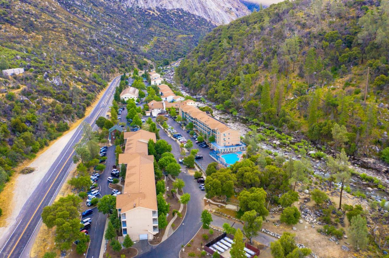 Yosemite View Lodge Эль-Портал Экстерьер фото