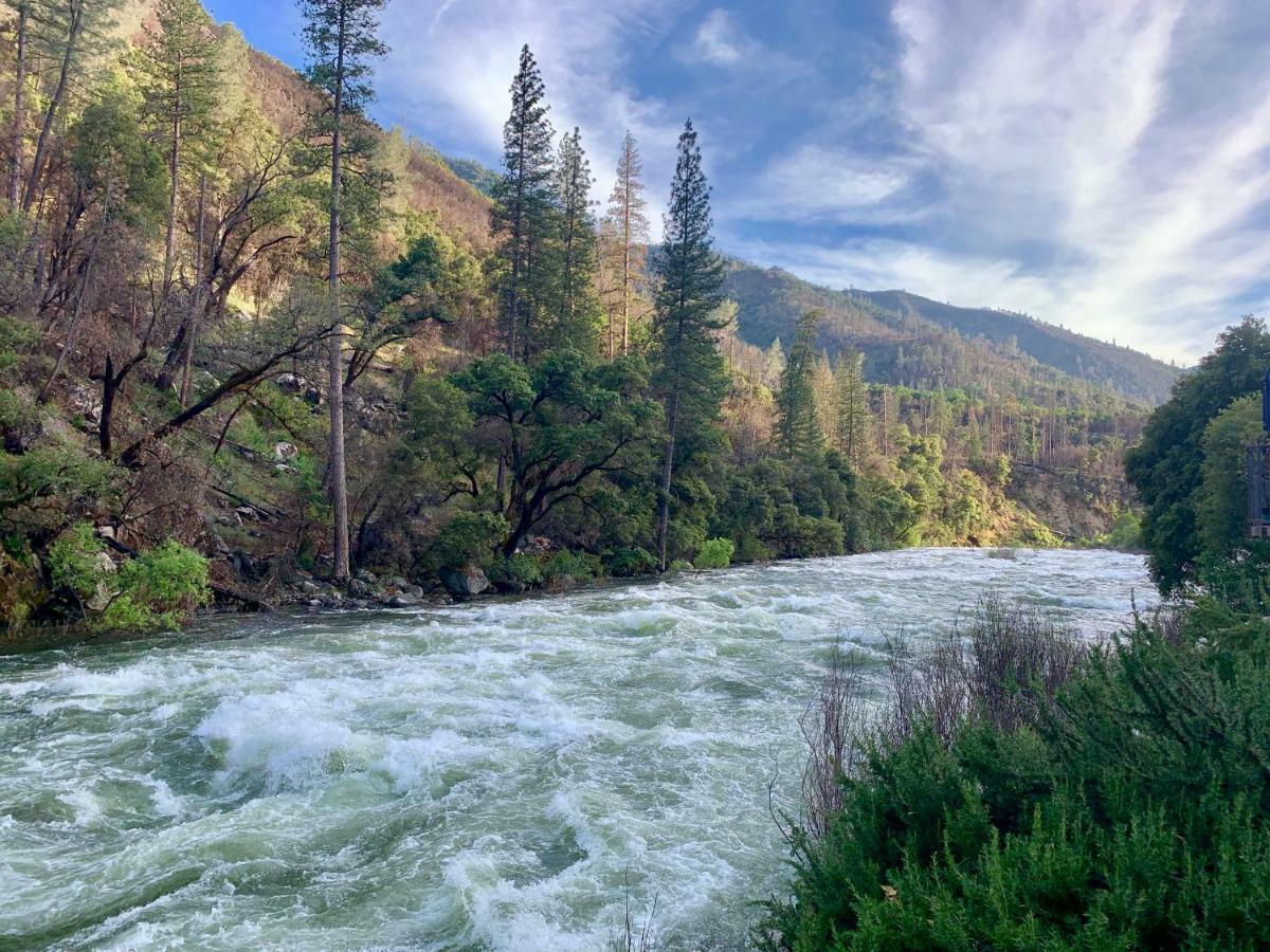 Yosemite View Lodge Эль-Портал Экстерьер фото